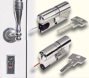Bild 2: Elegante und sichere Anzeigelösung – ABUS-Profilzylinder mit integrierter LED Bild 2: Elegante und sichere Anzeigelösung – ABUS-Profilzylinder mit integrierter LED