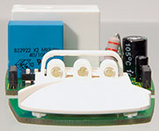 Bild 6: Fertig montierter LED-Reflektor Bild 6: Fertig montierter LED-Reflektor
