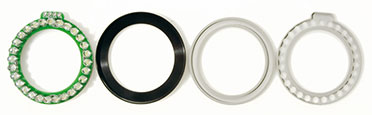 Bild 6: Die Bestandteile der Ringleuchte: LED-Platine, Metalladapter, Kunststoffadapter, LED-Abdeckung Bild 6: Die Bestandteile der Ringleuchte: LED-Platine, Metalladapter, Kunststoffadapter, LED-Abdeckung