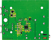 Ansicht der fertig bestückten Platine des THV 100 mit zugehörigem Bestückungsplan, die beiden oberen von der Bestückungsseite, die beiden unteren von der Lötseite